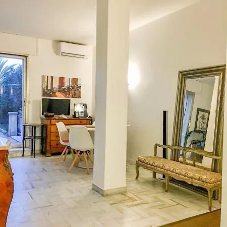 Apartament - Beachfront With Private Garden - Palm Croisette